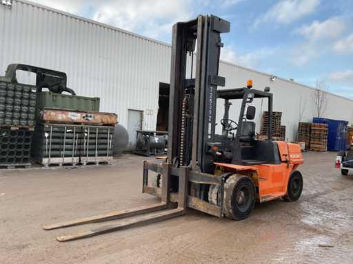2000 Doosan D 70 S-2 Forklift