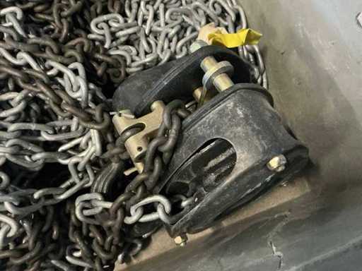 Treuil Highlite de 500 kg dans le bassin avec chaîne et sac de 10 mt