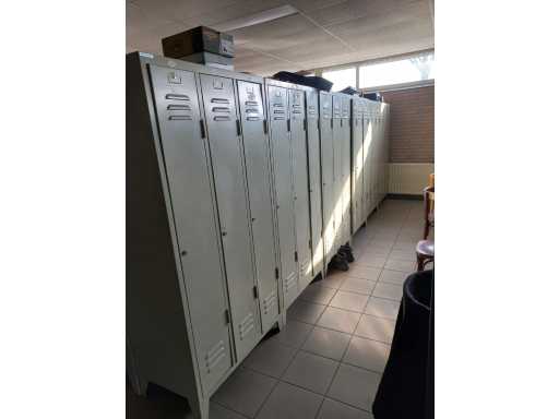 Armoire de casier 3 portes (10x)