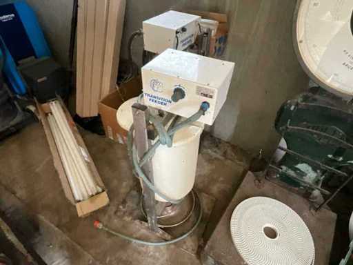 BAKER FEEDER Automatic Feeder (2x)