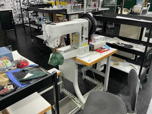 DURKOPP ADLER 205 990017 205 370 Industriële naaimachine met cilindrische arm