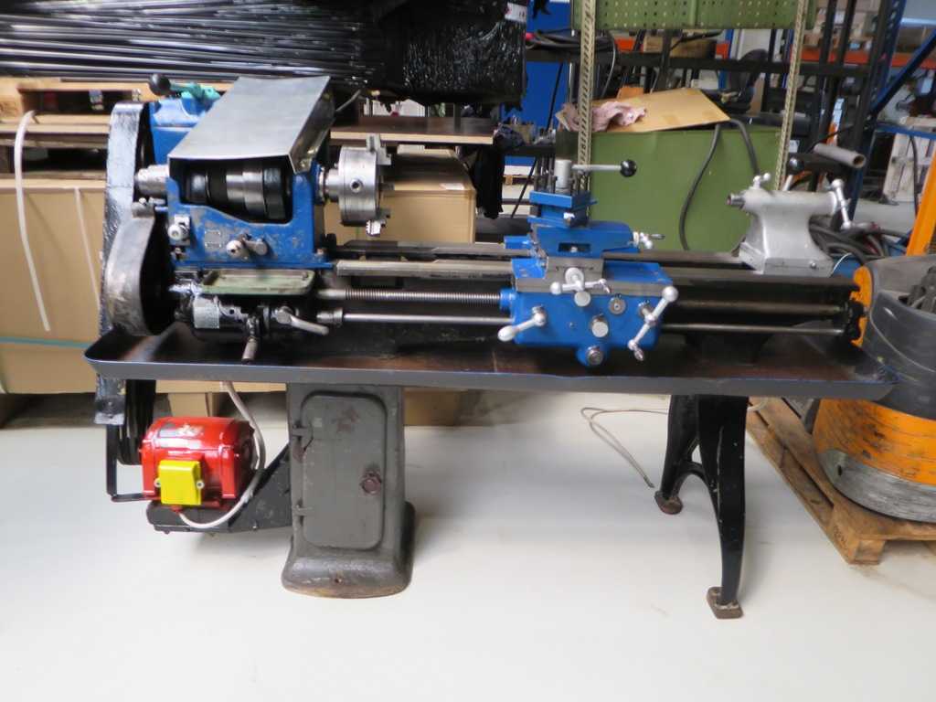TMS O4 Lead & Pull Spindle Lathe