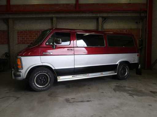 Dodge - Ram - Classic cars >15