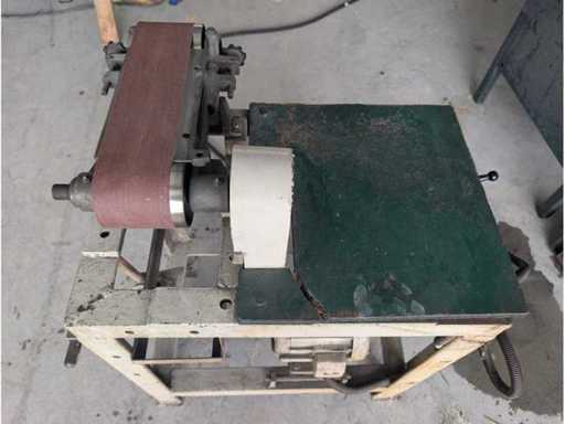 Belt sanding machine