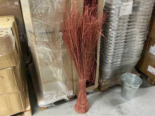 Partia 900gr zielonej trawy 160cm bdl z stożkiem papierowym (48x)