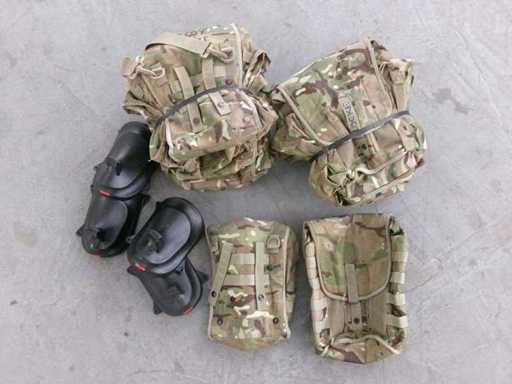 Borsa per maschera protettiva britannica, mimetizzazione MTP, usata, in parte senza cinghie (R16) (28x)