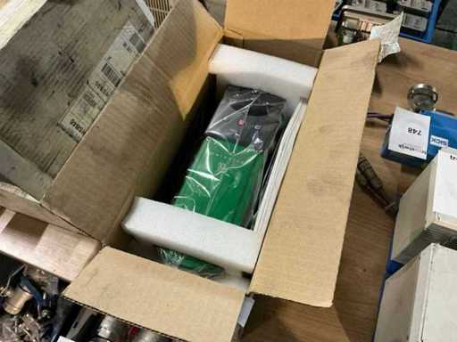 Tehnici de control Unidrive UNI1401 convertor de frecvență