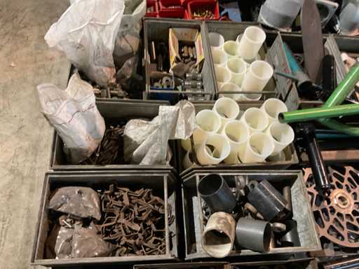 Partij landbouwmachine onderdelen