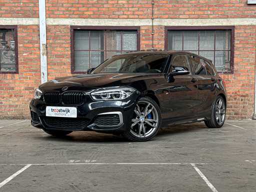 BMW M135i Centennial High Executive 1-serie 326pk 2016, J-630-FN