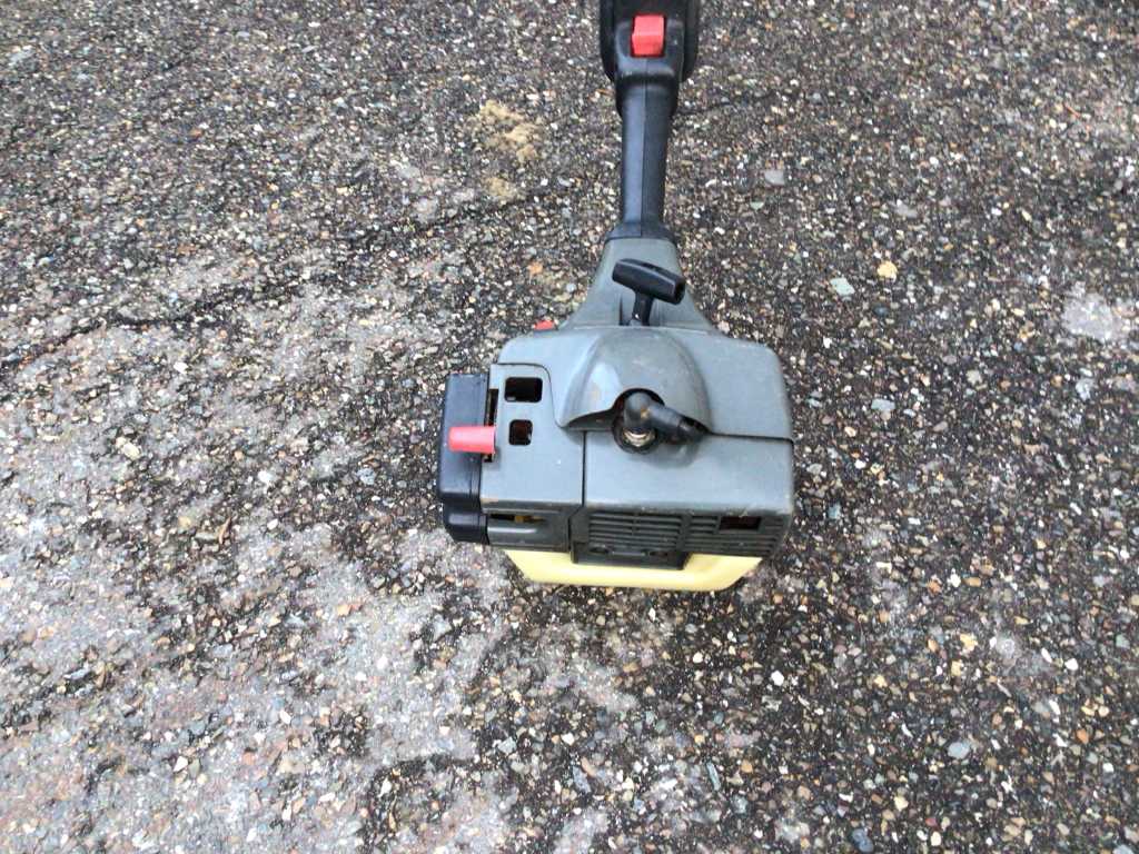 Craftsman Brush Cutter Troostwijk Auctions