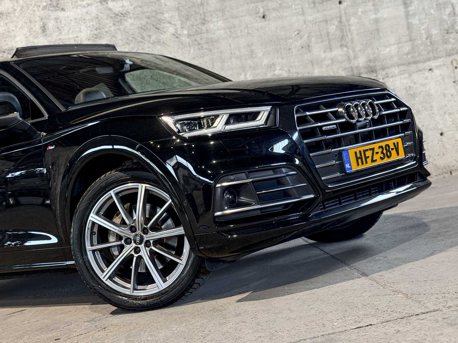 Audi Q5 55 TFSI e quattro Competition 367pk 2020, HFZ-38-V
