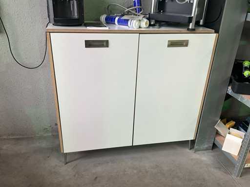 Wooden storage/side cabinet