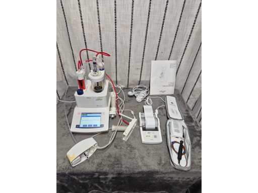 METTLER TOLEDO - V10S - Volumetric Titrator
