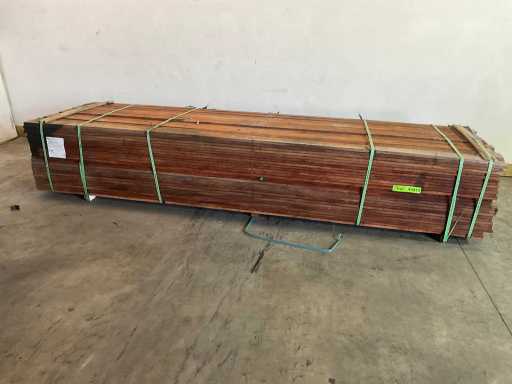 Vermelho hardwood revetment board 350x10x2 cm (50x)

