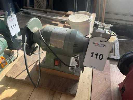 Mașină dublă de măcinat piatră