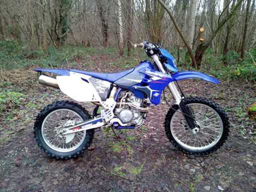 yamaha - wr 250 f - Motorcycle