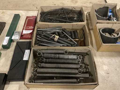 Ressorts d’extension de tension du lot