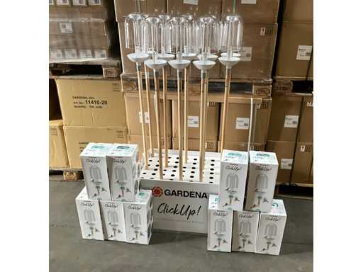 Gardena ClickUp vogel voeder station met steel in display