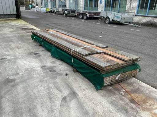 Hardwood Decking Board various sizes (48x)