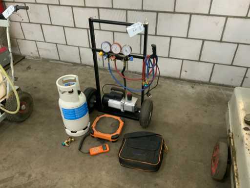 Klimaanlagen-Kältemitteltankstation