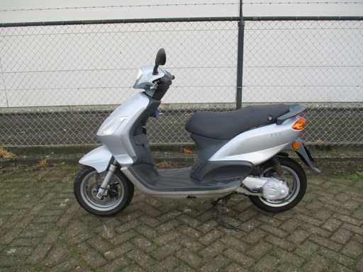 Piaggio – Roller – Fly 2 Takt! - Roller