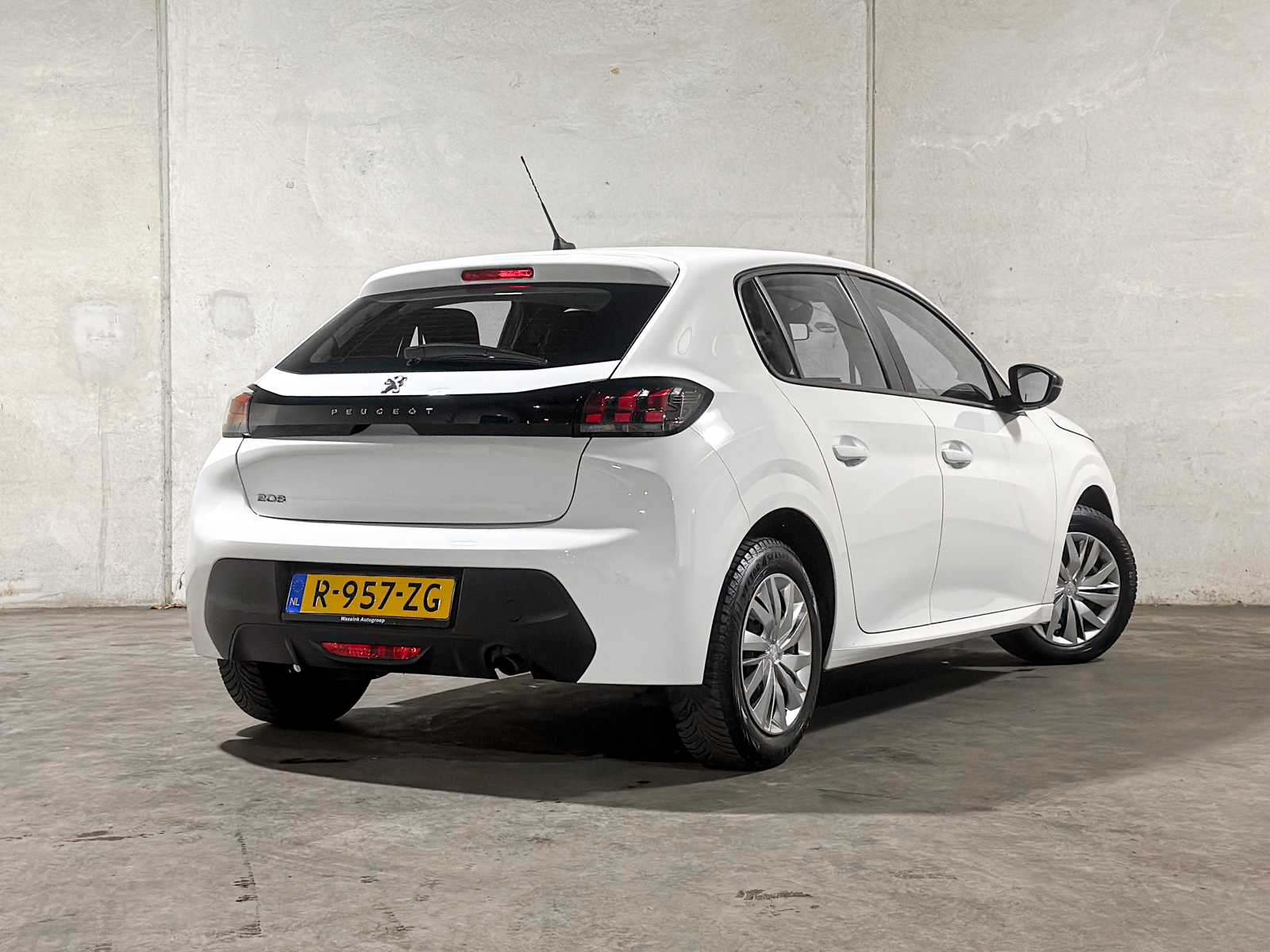 Peugeot 208 1.2 PureTech Active 74pk 2023 (Origineel-NL+1e eigenaar), R-957-ZG