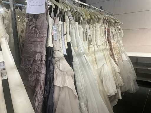 Linea Raffaelli Partij diverse bruidsjurken (49x)