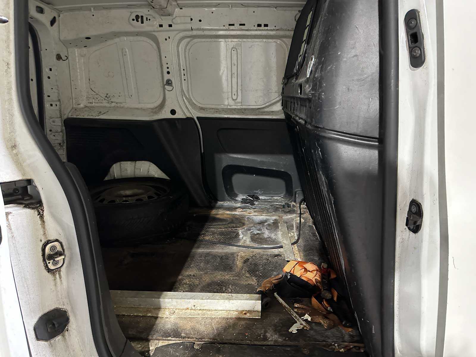 Peugeot Partner 1.6 BlueHDI 75 74pk 2019 (Origineel-NL+1e eigenaar), V-641-VZ 