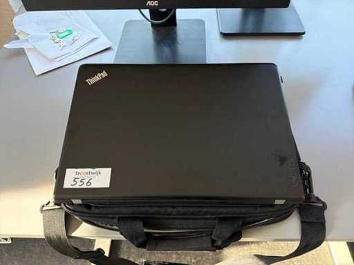 Laptop Lenovo E570 cu geantă pentru laptop