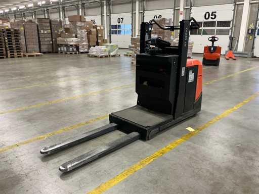 2023 Toyota OSE100W Man-up truck