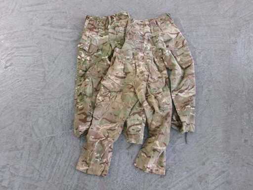 British Field Trousers MTP, partly defective (R18) (29x)