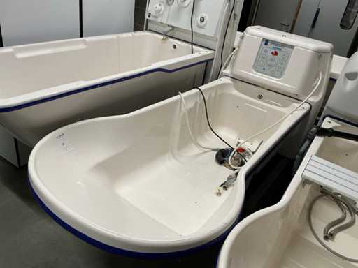 Arjo Rhapsody High/Low Hospital Bath