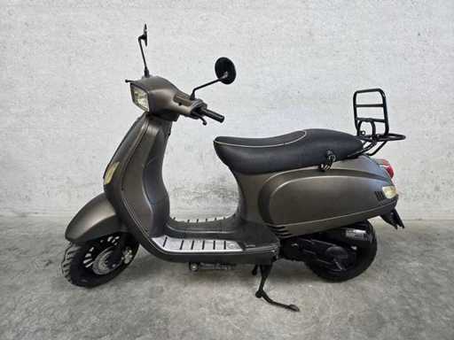 BTC – Roller – Riva – 4T 25 km Version ddt51z