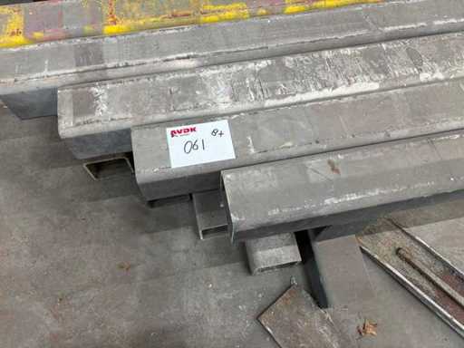 8 pieces of trestles L3 meter h 0.50 - Other metal stocks