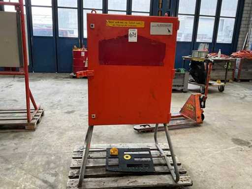 Distribuitorul de putere de construcție defect