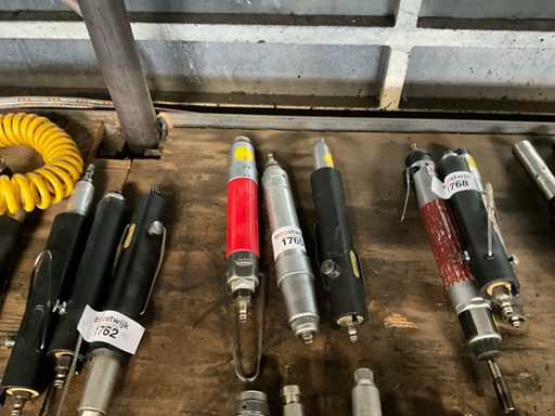 Vari utensili pneumatici (3x)