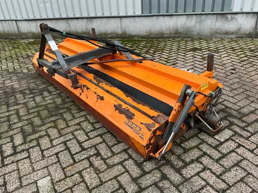 Bema 25 Straatveegmachine