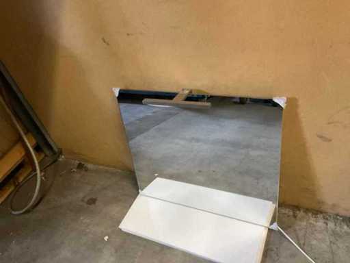 Miroir de salle de bain avec éclairage de surface 70x80 cm