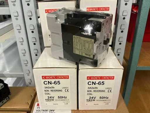 Contactori magnetici Lot Teco AC CN-65 (26x)