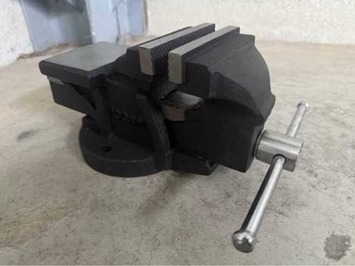 JCB Bench Vise 100mm