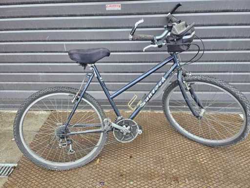 Suntech Mountain Biking