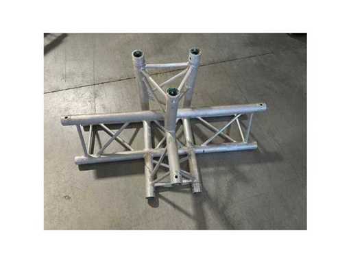 2x PROTRUSS T31 T-JOINT + DOWN, LONG 1,00 X 1,00 M