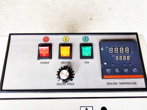 Model FR-900 - Uszczelniacz z taśmą termiczną - różne maszyny pakujące