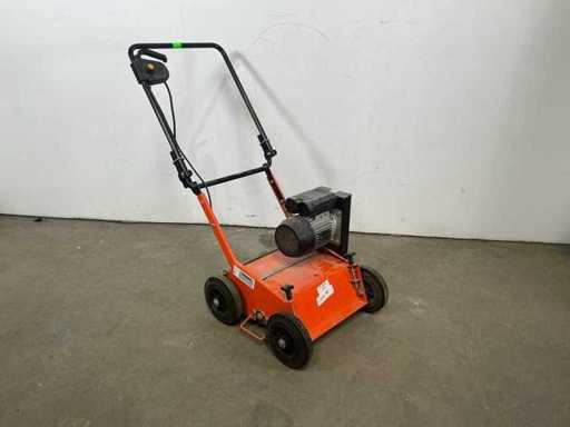 2017 Eliet E 401 Electric Verticuteermachine - 400mm
