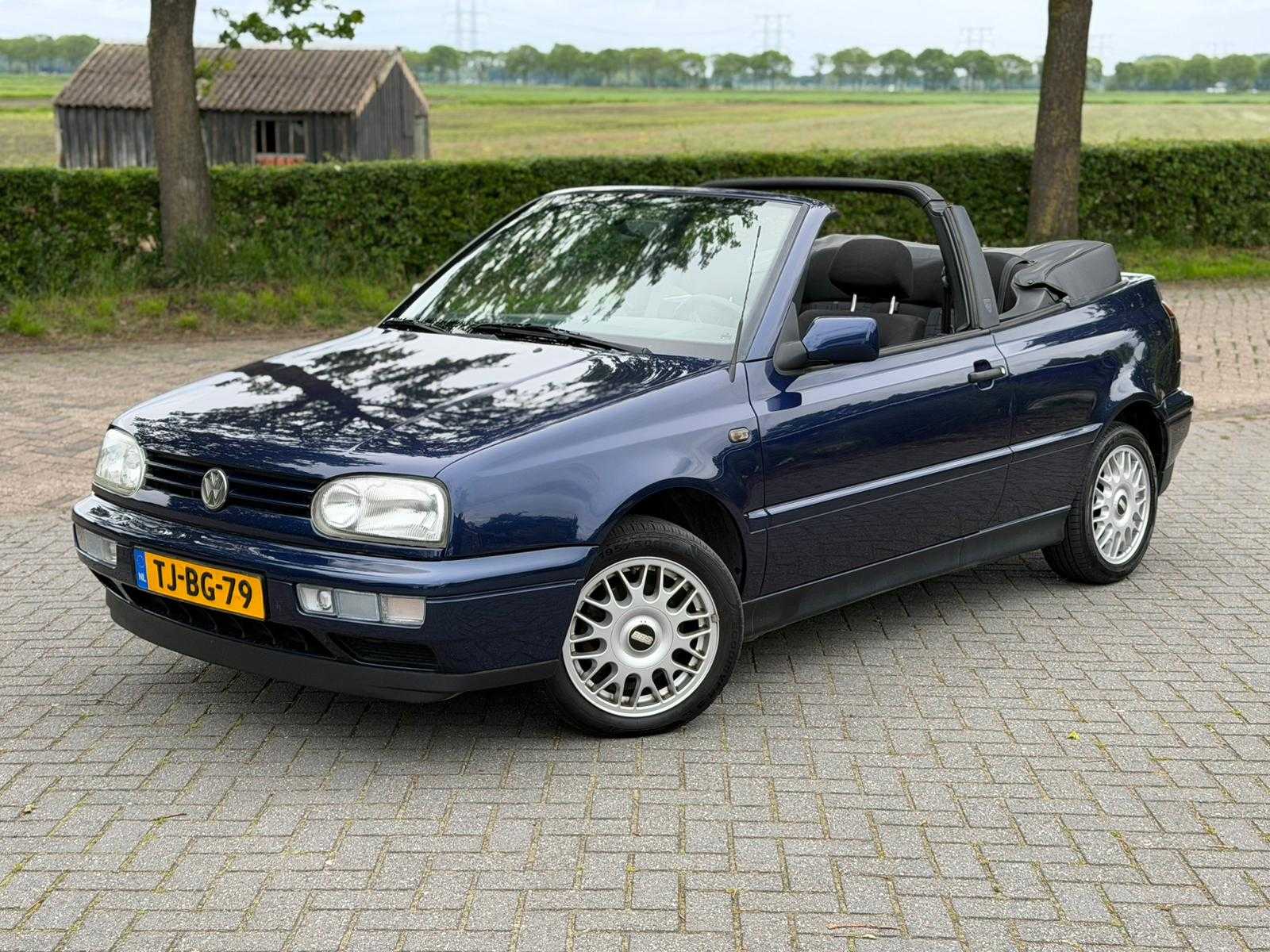 Volkswagen Golf Cabriolet 1.8 TJ-BG-79