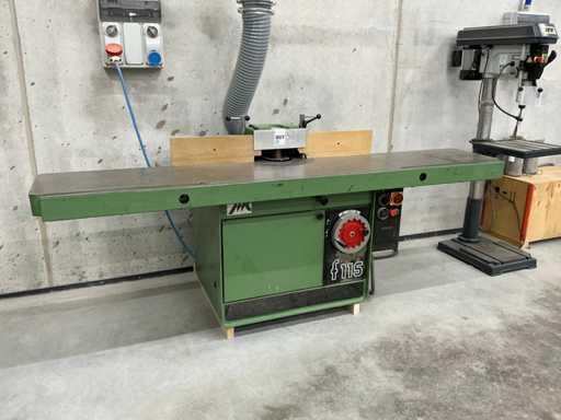 Moulageuse de broche CASADEI F115L 1989