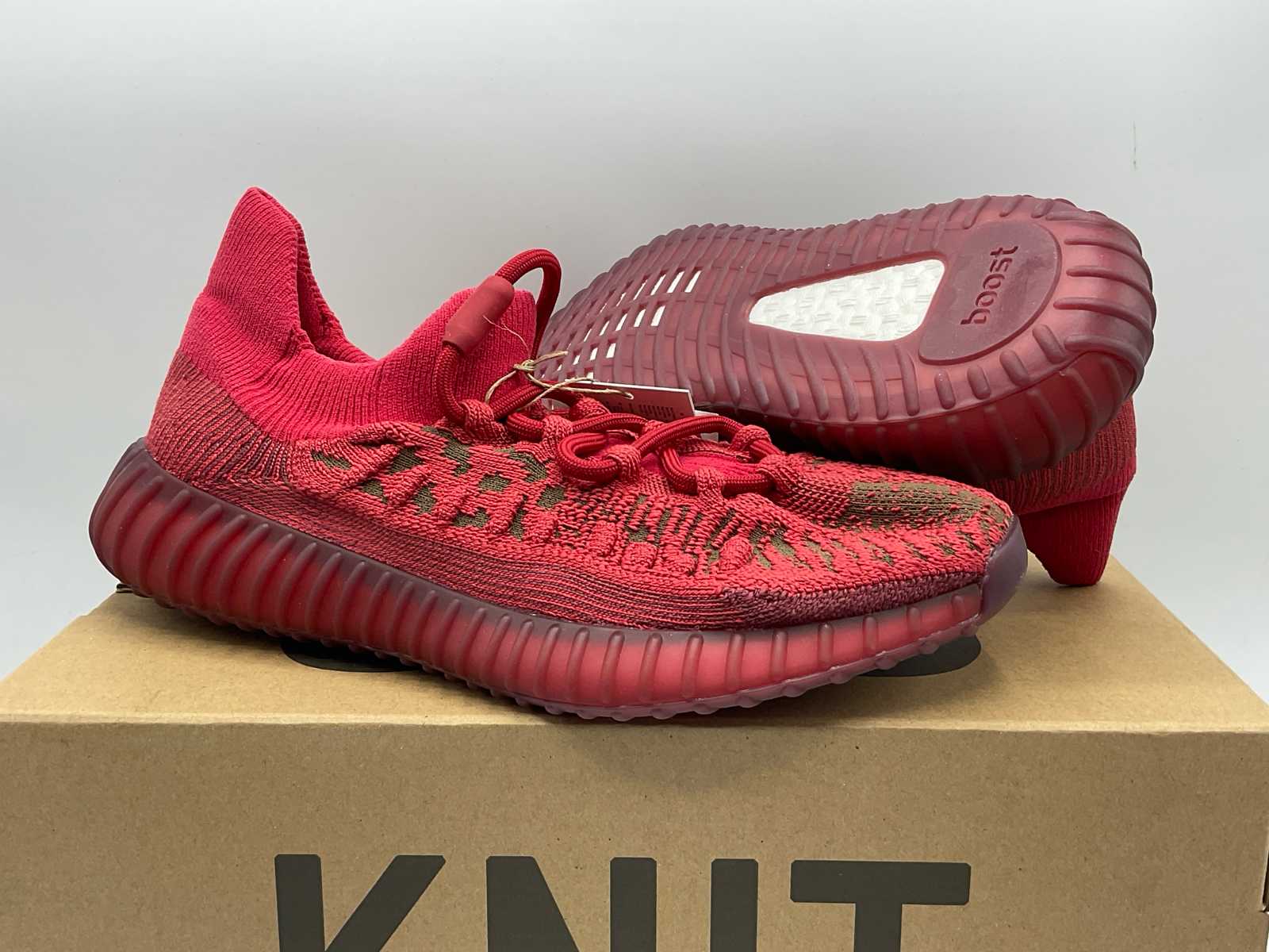 Yeezy supply deals red october