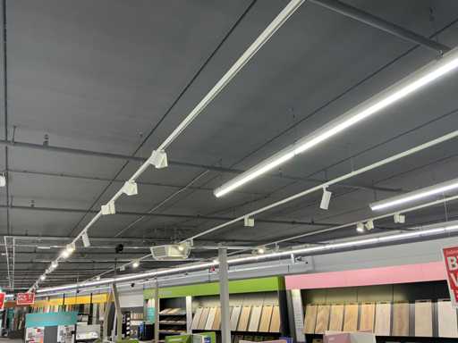 Illuminazione LED per negozi di circa 210 metri