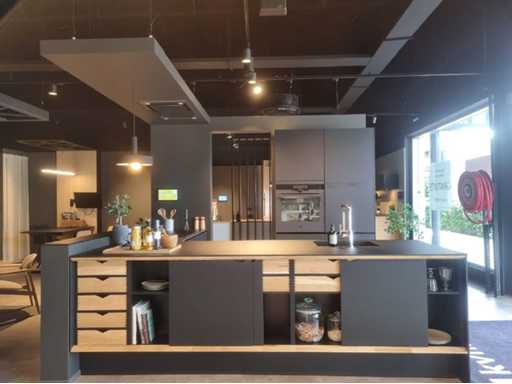 KVIK - Fitted kitchen - Prato Black