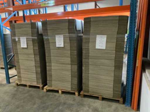 Kartonowe składane pudełko (900x)